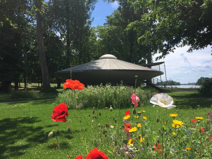 Pavillon im Park